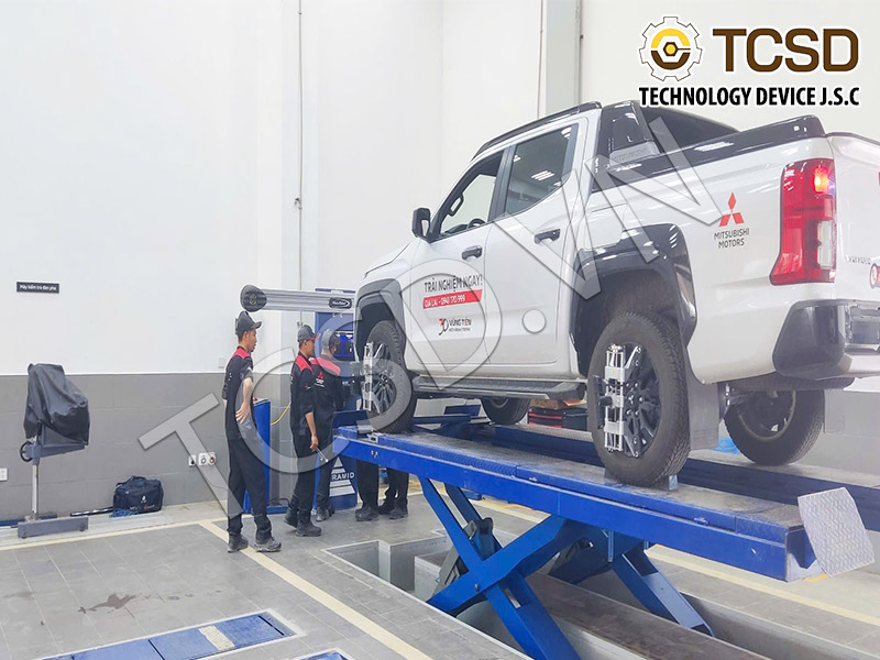 ĐẠI LÝ Ô TÔ MITSUBISHI 7 STARS GIA LAI-5